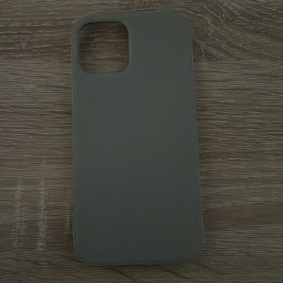 iPhone 12/12 Pro SHEIN cases - Picture 8 of 8